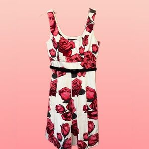 White House Black Market Red and White Floral dress with pockets